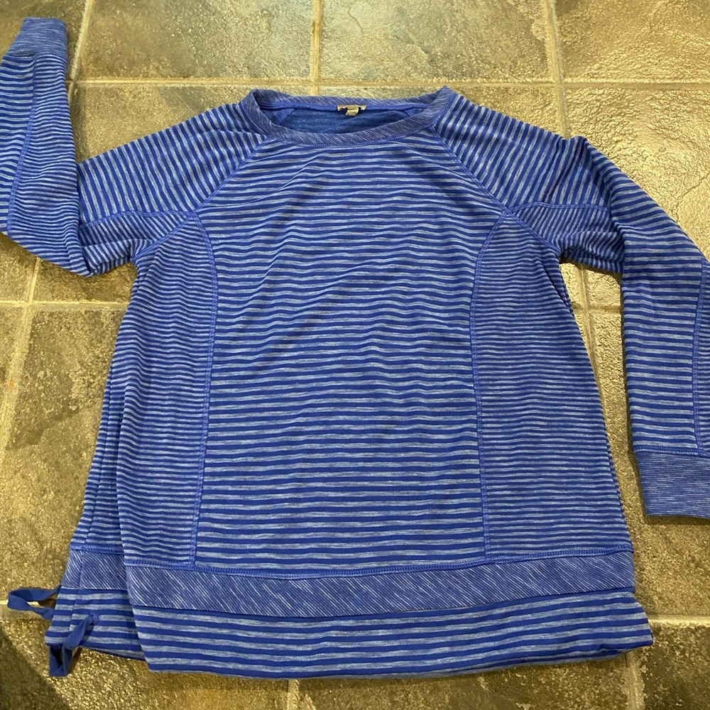 Talbots Women’s Crewneck Sweatshirt Waist Tie Medium Blue Striped